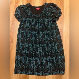 Elle size M dress